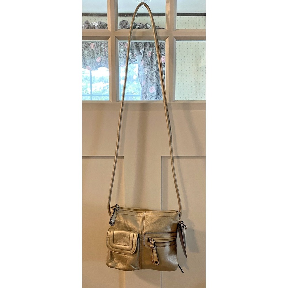 Tignanello Metallic Light Gold Pebbled Crossbody Purse Bag Leather NWT - Picture 3 of 9